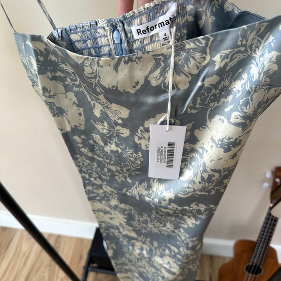 Reformation Frankie Silk Dress | Porcelain πΈSilkπΈ πSALEπ NEW - Picture 9 of 13